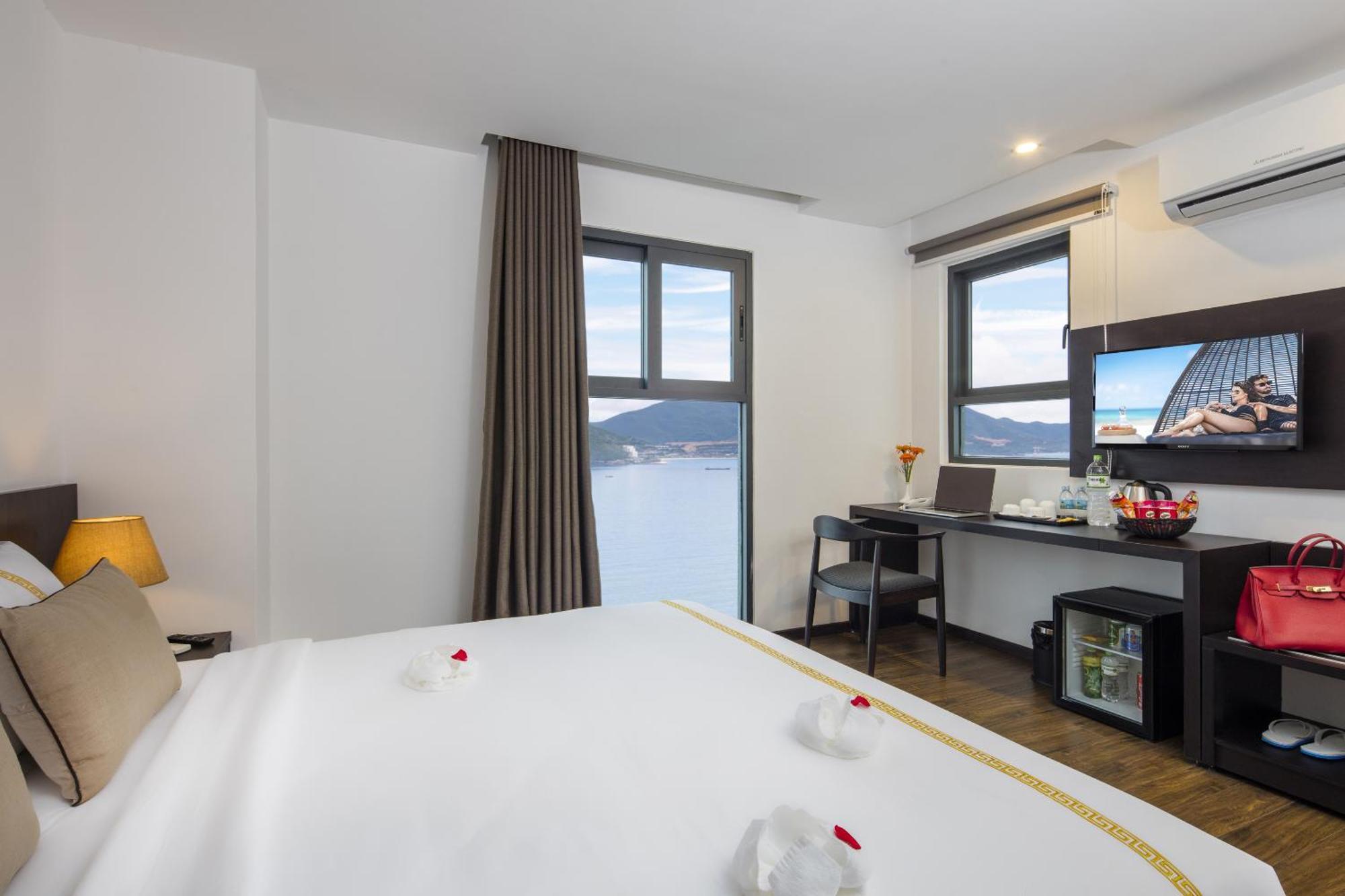 Meriton Hotel Nha Trang Dış mekan fotoğraf